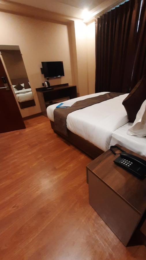 Hotel Blest Park 2*