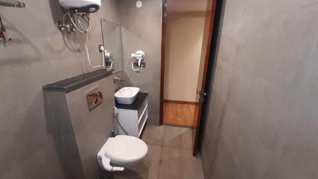 Blest Park Hotel 2*